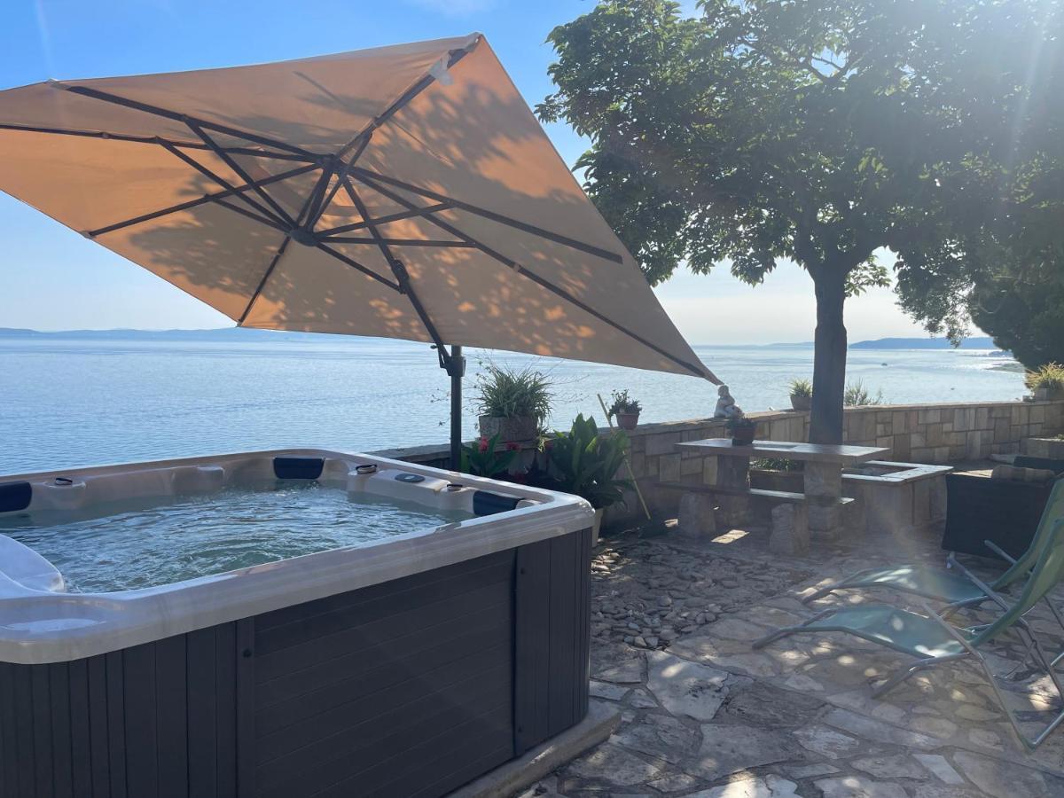 Guest house Super Horizont -free Parking And Jaccuzzi